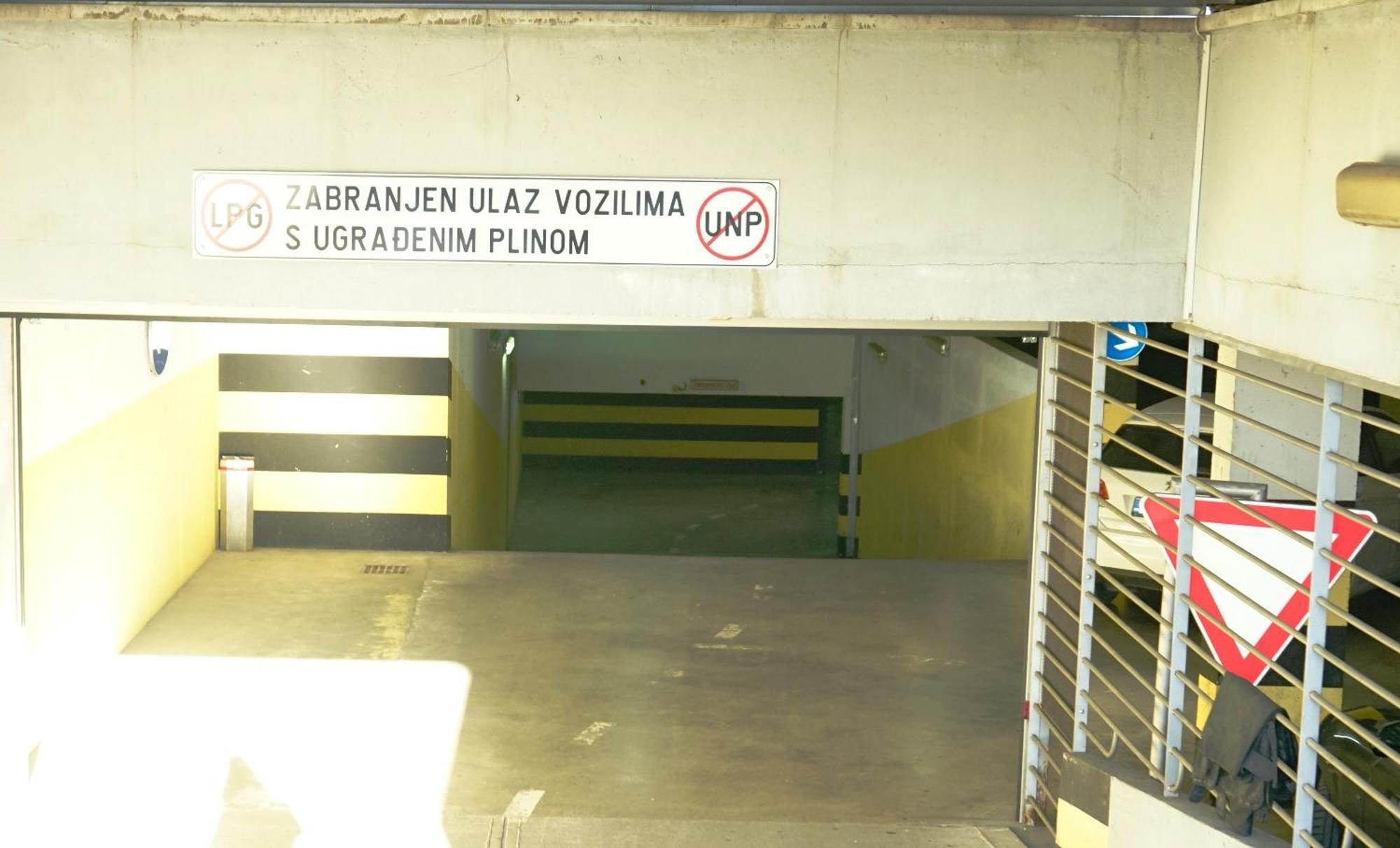 Апартаменты Bura2 , With Private Parking In The Garage Сплит Экстерьер фото