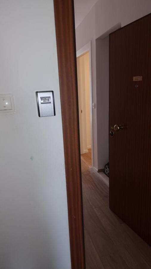 Апартаменты Bura2 , With Private Parking In The Garage Сплит Экстерьер фото